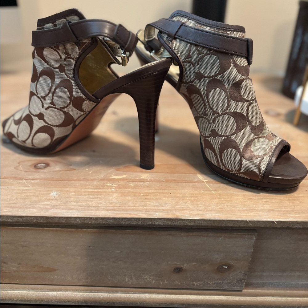 Coach Brown and Tan Heels